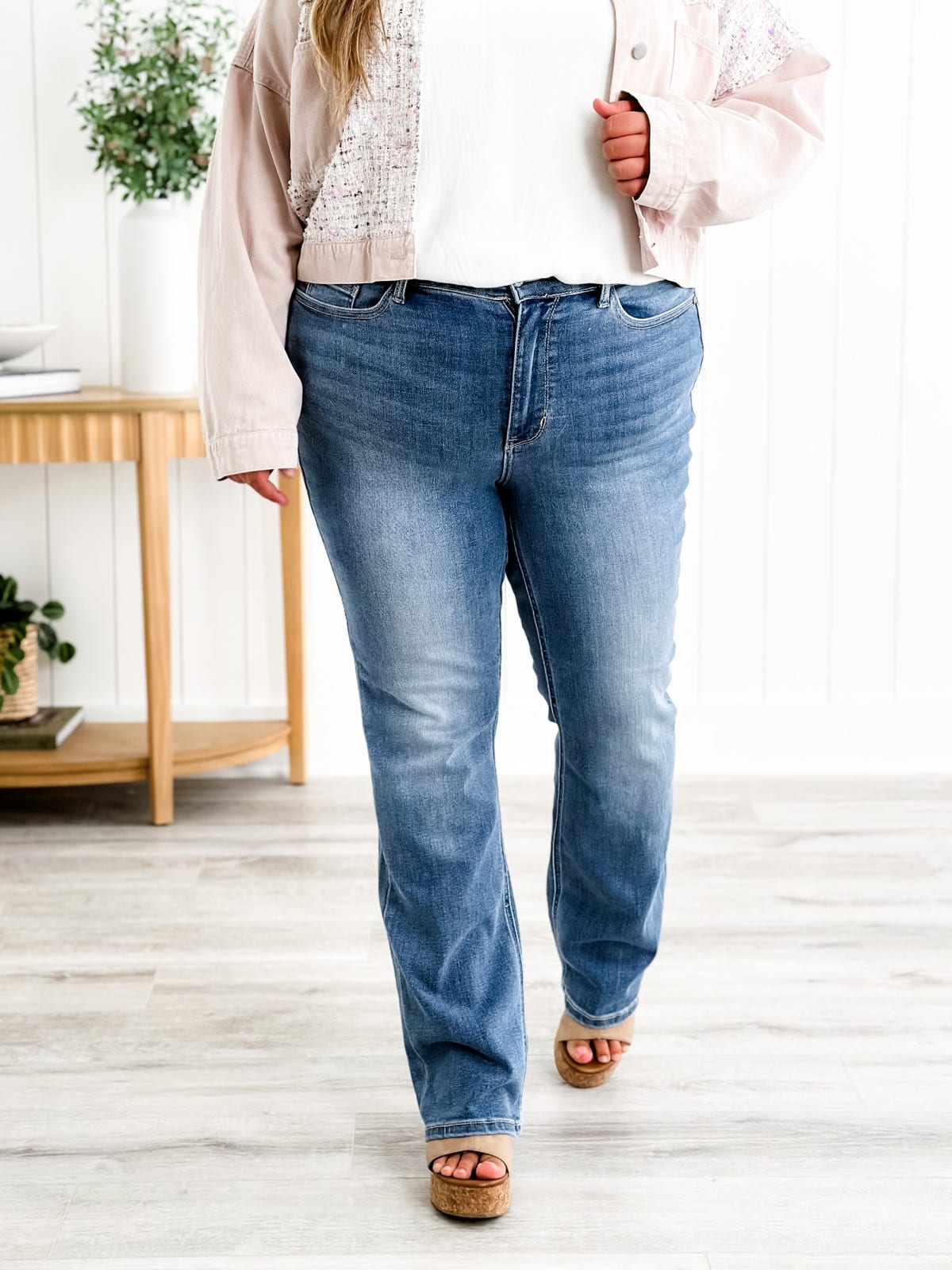 🍂Calça jeans bootcut com controle de barriga, o Santo Graal👖