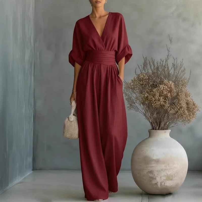 👗✨ Macacão feminino elegante com decote em V e cintura marcada que valoriza a silhueta