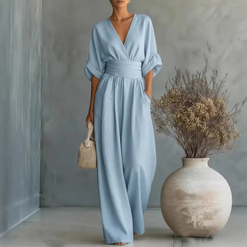 👗✨ Macacão feminino elegante com decote em V e cintura marcada que valoriza a silhueta