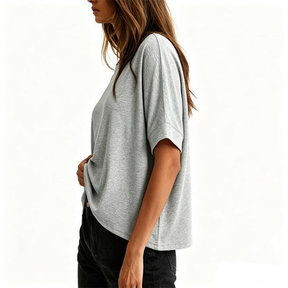 Camiseta feminina confortável com gola redonda