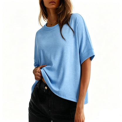 Camiseta feminina confortável com gola redonda