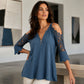 Imperdível🔥 Blusa de renda com ombros à mostra e zíper – Detalhes ousados e tecido respirável para um estilo descontraído ✨