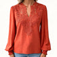 Blusa Feminina de Renda com Decote V